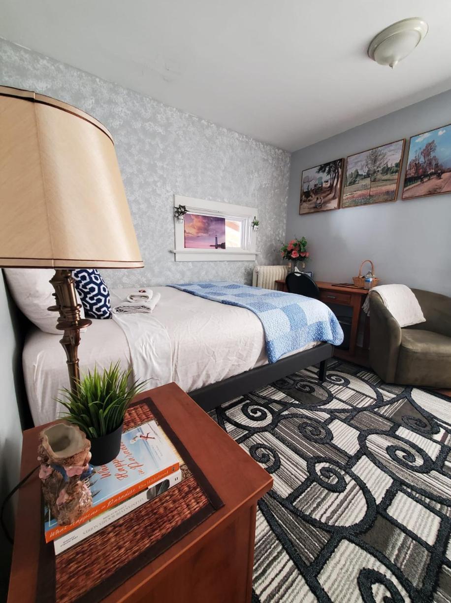 Merj'S Guest House In Wolesly 위니펙 외부 사진
